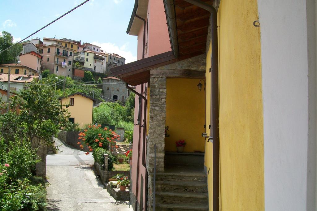 Апартаменти La Casa Del Borgo Беверино Номер фото